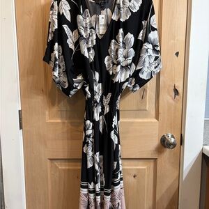 NWT Lane Bryant Black and Grey Floral Shirred Dress